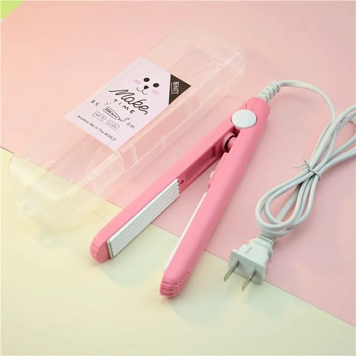 Mini Hair Straightener – Lightweight & Portable Travel Styling Tool.
