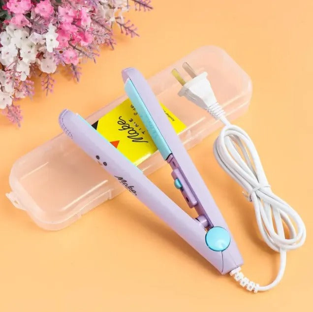 Mini Hair Straightener – Lightweight & Portable Travel Styling Tool.